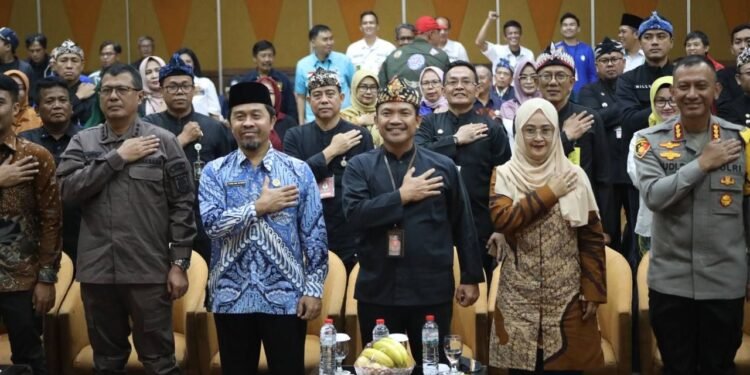 Wakil Ketua Komisi A DPRD Kota Bandung H. Agus Andi Setyawan, S.Pd.I., menghadiri Rapat Pleno Rekapitulasi Pemilu 2024 Tingkat Kota Bandung, di Hotel Grand Pasundan, Kamis, 29 Februari 2024. Robby/Humpro DPRD Kota Bandung.
