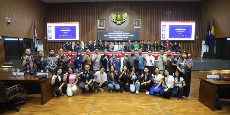 Rombongan dari FISIP Universitas Padjadjaran, Universiti Teknologi MARA (UiTM) Malaysia, dan Northwestern University Filipina, mengunjungi DPRD Kota Bandung, Rabu, 23 April 2025. Indra/Humpro DPRD Kota Bandung.
