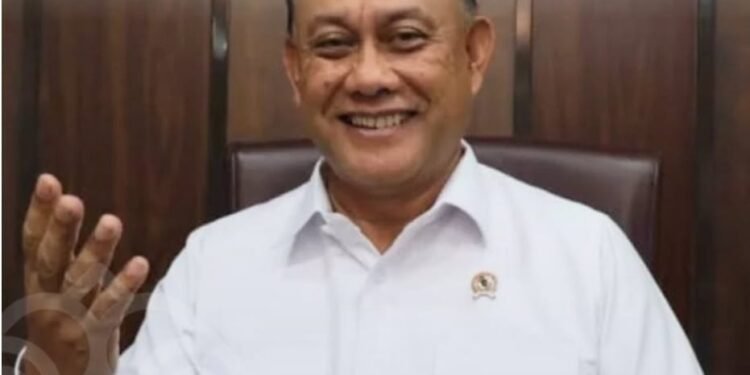 Potret Kepala BGN Dadan Hindayana yang mengklaim 60 persen anak Indonesia tak mampu beli susu. (Instagram/badangizinasional.ri)