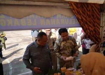 Dukung Produk Lokal, Radea Respati dan Ulan Surlan Ikut Berbelanja di Gebyar UMKM Coblong