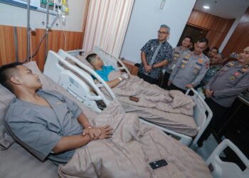 Jenguk Anggota Polisi Pengamanan Laga Persib, Farhan: Bentuk Kolaborasi Forkopimda