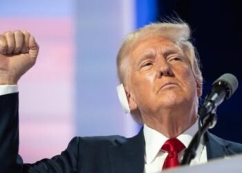 Perang Dagang Bergulir Lagi? Trump Siapkan Tarif Impor Bagi Negara ‘Bandel’