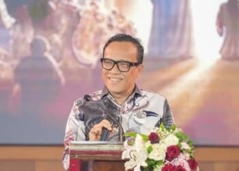 Soal Membludaknya Pencari Kerja di Job Fair Bekasi, Wamenaker: Ini Koreksi untuk Pemerintah