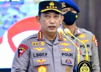 Seskab Teddy Tegaskan Tidak Ada Pergantian Kapolri, Bantah Isu Liar yang Bereda
