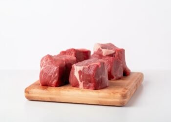 Idul Adha 2025: Siapa yang Berhak Menerima Daging Kurban? Ini Pembagian yang Benar