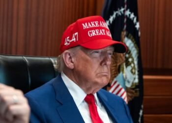 Trump Klaim Hancurkan Tiga Fasilitas Nuklir Iran, Ancam Serangan Lebih Besar Jika Damai Ditolak