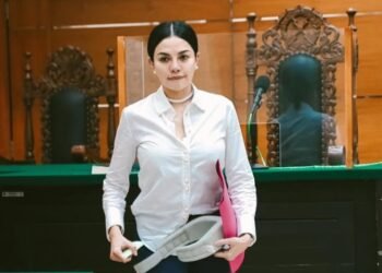 Ngaku Tak Pernah Minta Uang ke Reza Gladys, Nikita Mirzani: Saya Ternganga Dengar Dakwaan Jaksa