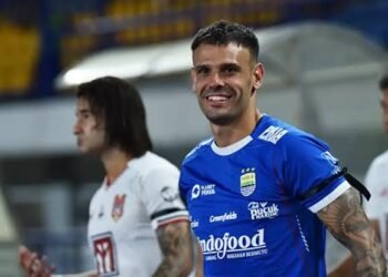 Kepada Media Spanyol, Tyronne Del Pino Akui Persib Ubah Hidupnya Dan Merasa Dihargai