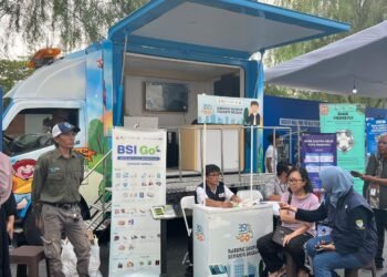 DLH Kota Bandung Hadirkan Layanan Bank Sampah Induk Go Pada Acara Pocari Sweat Run 2025