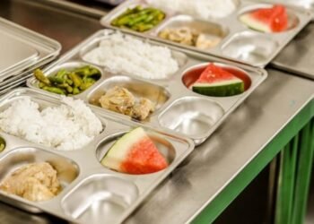 Dicecar DPR soal MBG di Daerah Kepulauan dan Terpencil, Kepala BGN Ungkap Pelaksanaan Tidak akan Dilakukan oleh Mitra