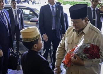 Momen Hangat Prabowo Disambut Diaspora Indonesia di Brasil, Sempat Berbincang Singkat saat Tiba di Hotel