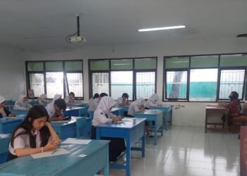 Tes Terstandar Literasi dan Numerasi Menguji Daya Konsentrasi dan Kejelian Siswa