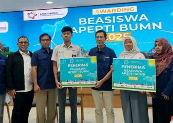 ULBI Serahkan 55 Beasiswa APERTI BUMN 2025 untuk Cetak Talenta Muda Unggul