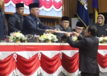 Fraksi Partai Nasional Demokrat Beri Pandangan Umum Bagi 4 Raperda Usulan Pemerintah Kota Bandung