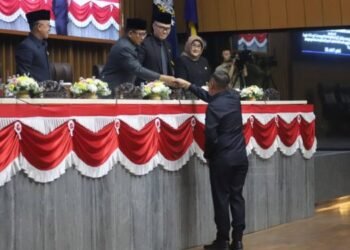 Rapat Paripurna Umumkan Perubahan Alat Kelengkapan Dewan di Fraksi PDI Perjuangan dan Fraksi PKS